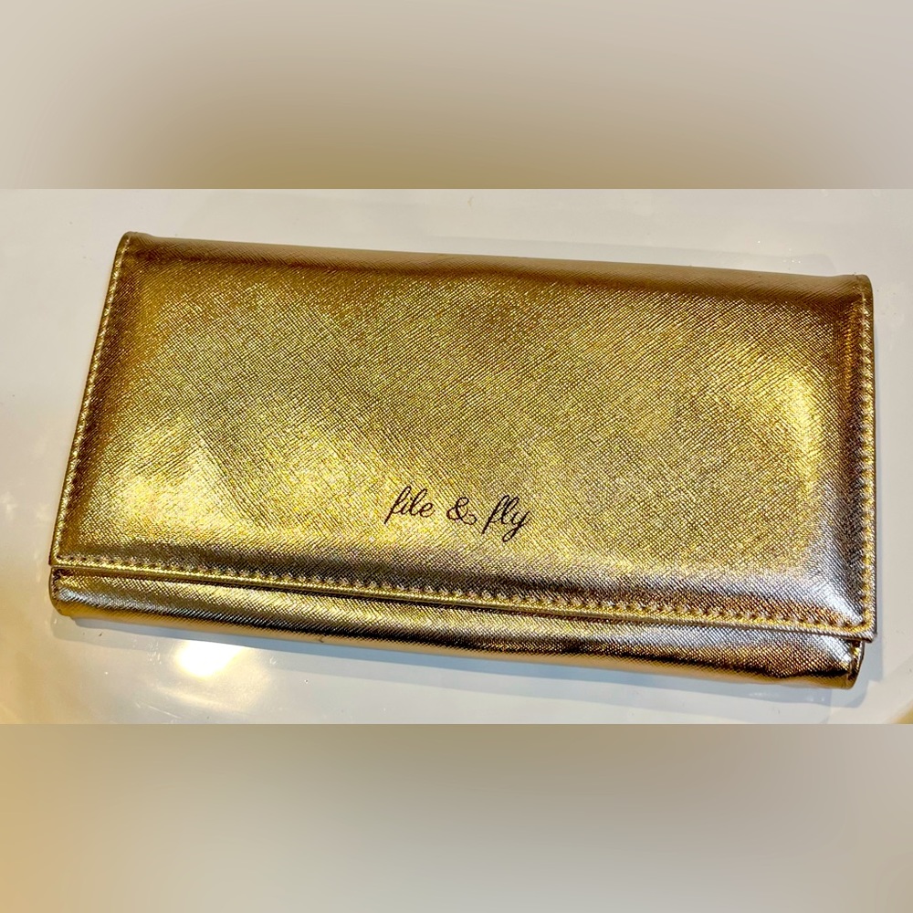 File & Fly Document Travel Wallet